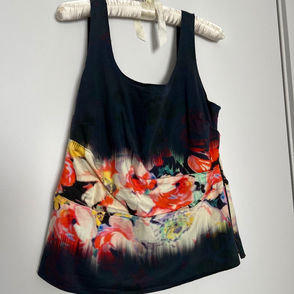 Elie Tahari Sleeveless Summer Top